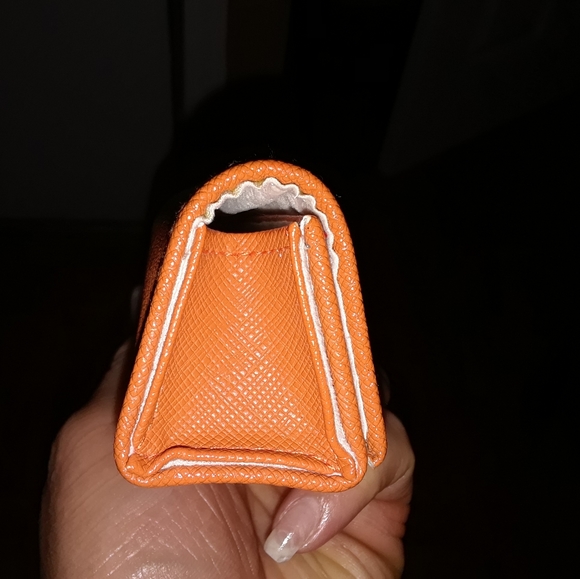 Tory Burch glasses case - Picture 7 of 7